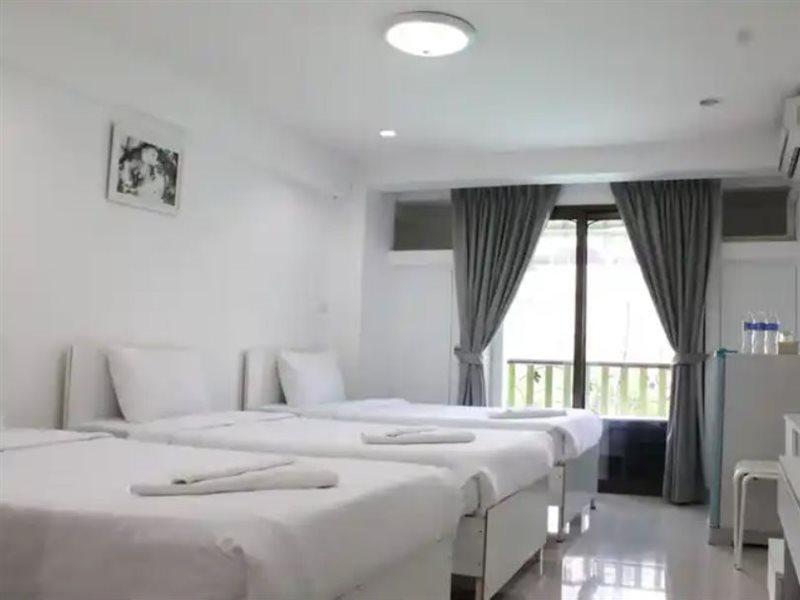 Thanyachatra Boutique. Phetchaburi Exteriér fotografie