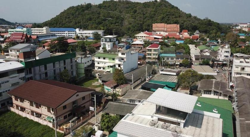 Thanyachatra Boutique. Phetchaburi Exteriér fotografie